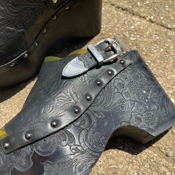 Toga pulla wooden heels - Picture 5 of 5